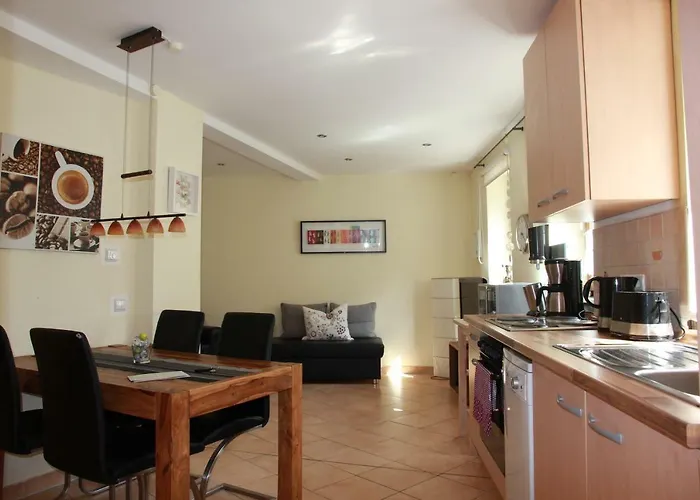 Sayn Bei Koblenz 度假居 本多夫